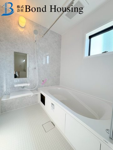 「長期優良認定物件」「LDK18.7帖」魚住町西岡21期　1棟の浴室