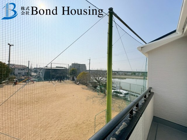 「長期優良認定物件」「LDK18.7帖」魚住町西岡21期　1棟のバルコニー