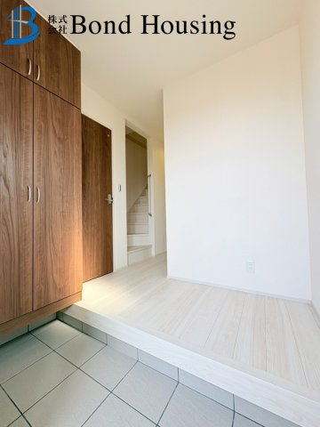 「長期優良認定物件」「LDK18.7帖」魚住町西岡21期　1棟の駐車場