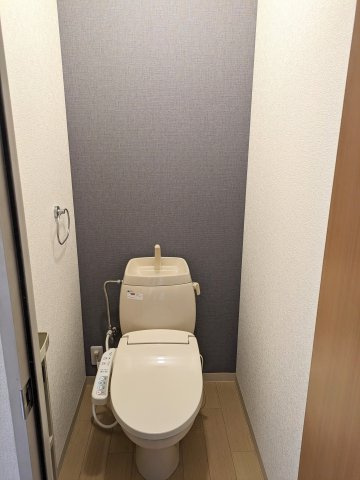 神戸市兵庫区上三条町収益ハイツのトイレ