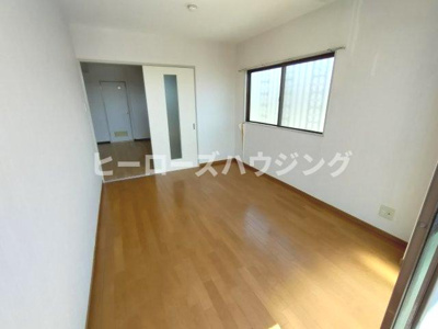 【洋室】 | ミレ桜塚