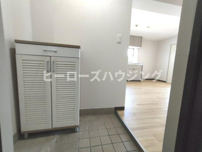 【玄関】 | ミレ桜塚