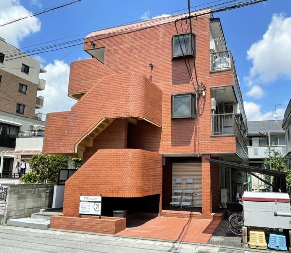 越谷市東柳田町のマンションの画像