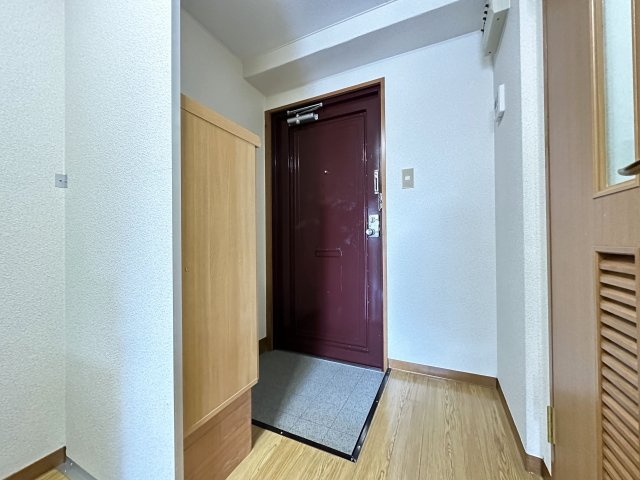 クレメント南宝永の玄関