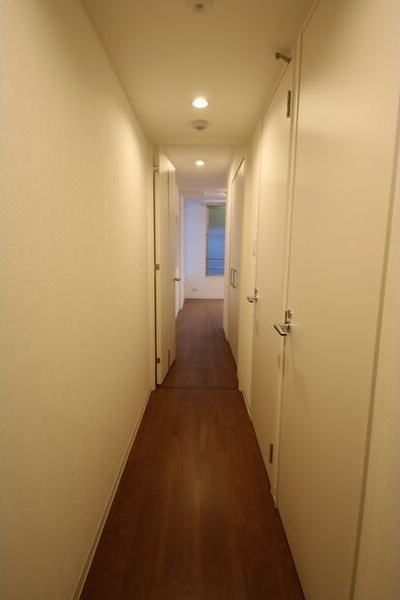 LUORE城西のロビー