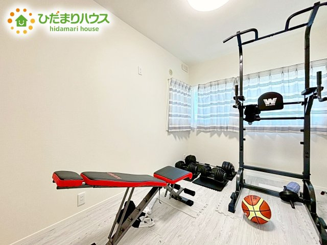 【洋室】 | 水戸市米沢町　中古戸建 | お子様の成長に合わせて、自由に模様替えできるように考えた、シンプルな洋室。