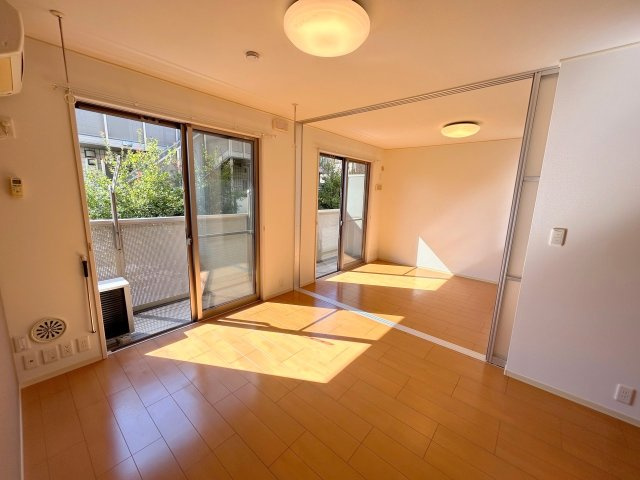 グランドゥール南大泉の居間・リビング