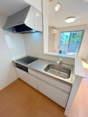 グランドゥール南大泉のキッチン