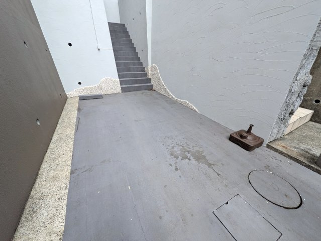 家に求めるもの、それは…【保土ケ谷区仏向西】戸建リノベーション戸建の駐車場|駐車場があります