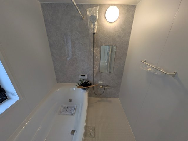 家に求めるもの、それは【保土ケ谷区仏向西】リノベーション戸建の浴室|日々の暮らしに欠かせないお風呂です