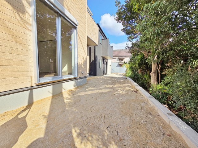 【庭】 | 知多市八幡堀切　3号棟