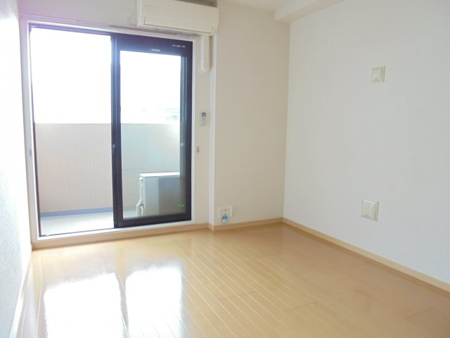 エスフォート本八幡の内装