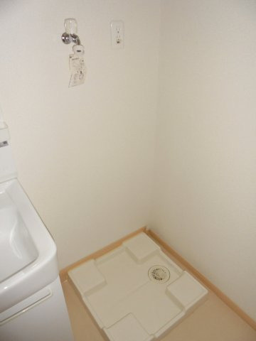 エスフォート本八幡のその他|洗濯機置き場