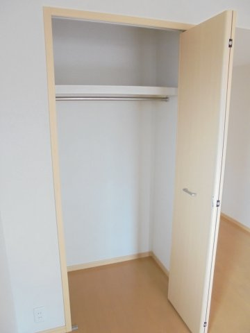 エスフォート本八幡の収納