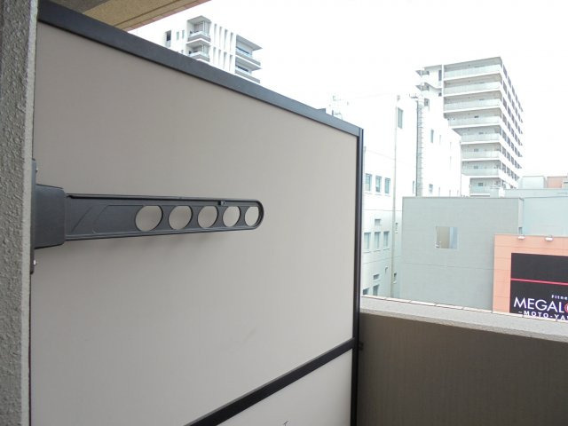 エスフォート本八幡の設備|物干し