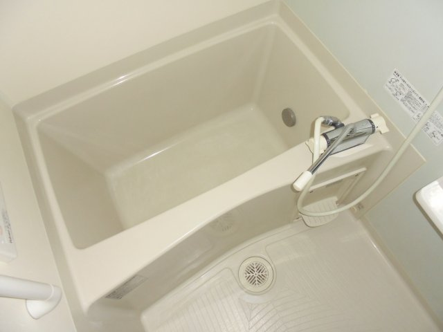 エスフォート本八幡の浴室