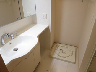 【独立洗面台】 | Arcobaleno | 洗面所