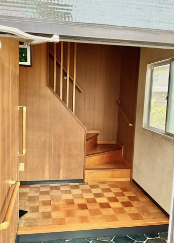 【玄関】 | 中古一戸建　高知市愛宕町3丁目