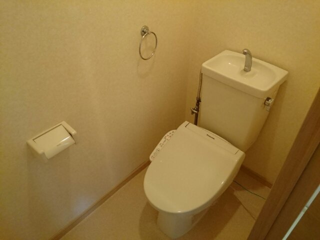 パークヒル光明のトイレ|コンパクトで使いやすいトイレです