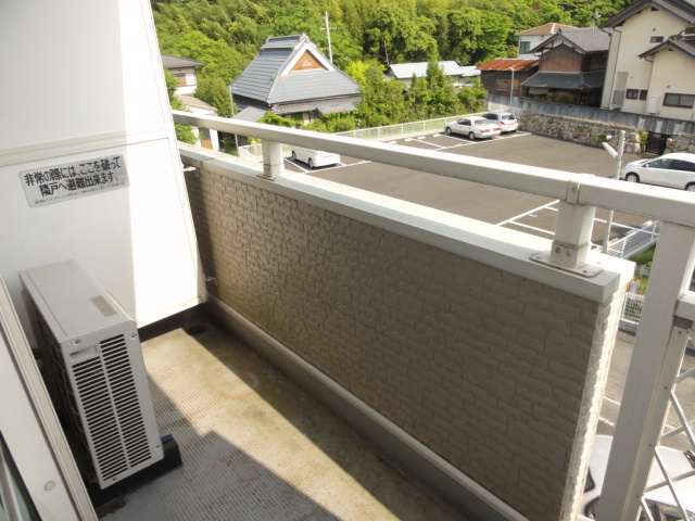 【バルコニー】 | メゾンフォレスタ | バルコニーです