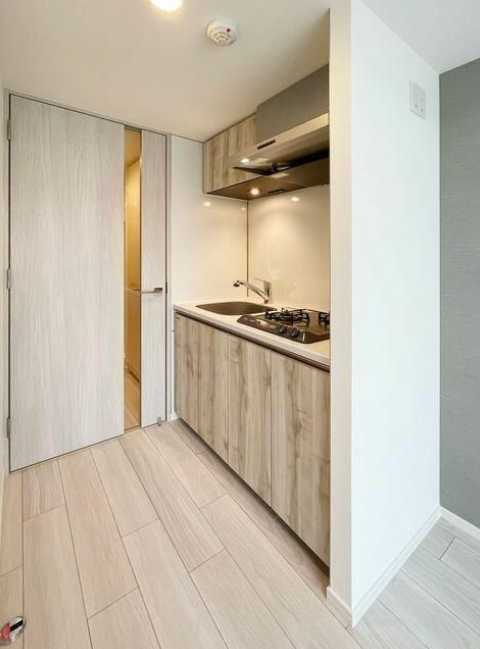 ベルファース三軒茶屋　フリーレント1か月　礼金0　築浅のキッチン