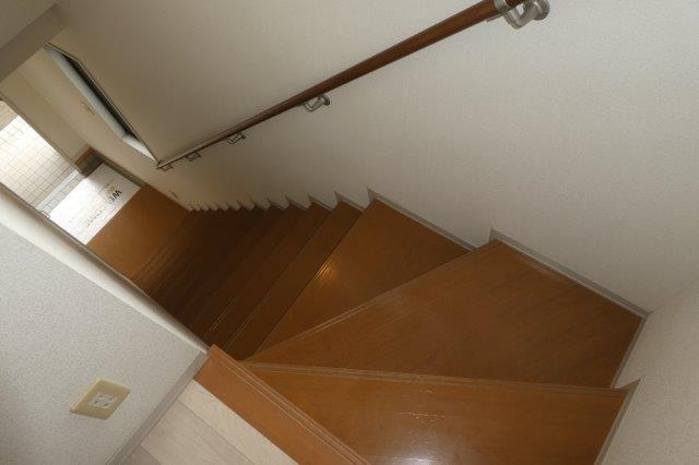 グランシード三宅のその他|階段
