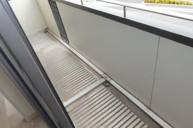 グランシード三宅のバルコニー