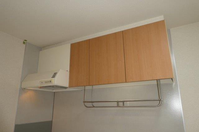 グランシード三宅のキッチン|キッチン上収納