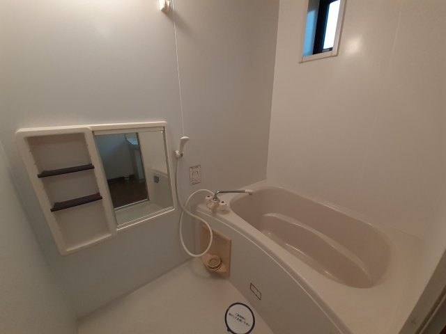 サンビレッジ七番館の浴室|※同タイプの部屋写真です