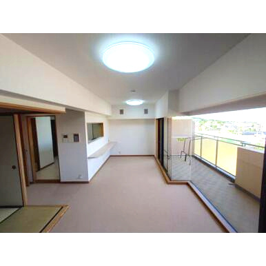コート芦屋朝日ヶ丘の居間・リビング