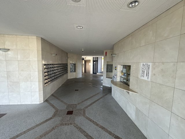 サンライズマンション岩出Ⅹのエントランス