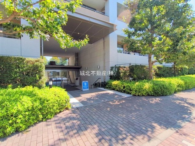 パークハウス荻窪のエントランス