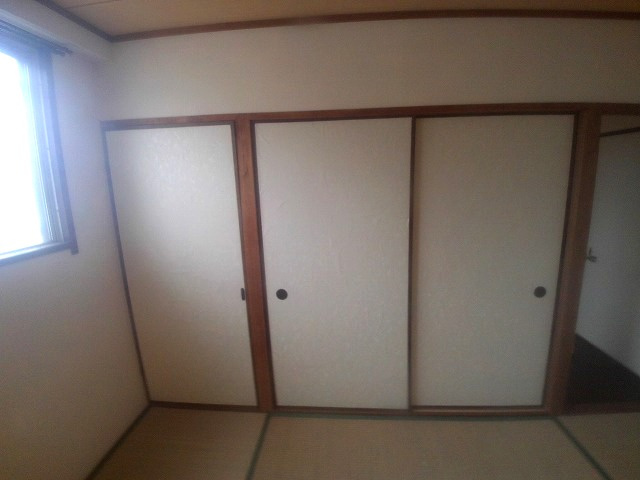 第二春陽マンションの収納