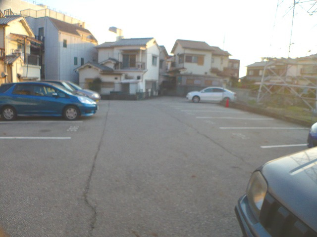 第二春陽マンションの駐車場