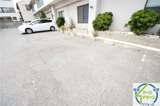 ポート・パレの駐車場