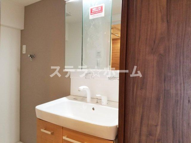 ファミリーコーポ今福の独立洗面台|独立洗面台で身支度をすべて済ませてしまいましょう