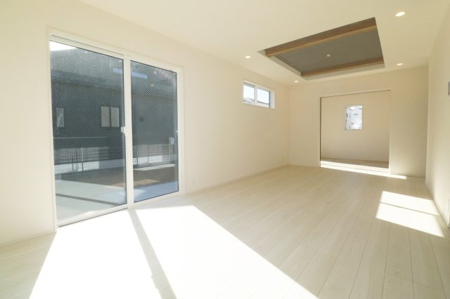 郡山市芳賀３丁目　　　１号棟　　　芳賀小学校、郡山第４中学区の居間・リビング