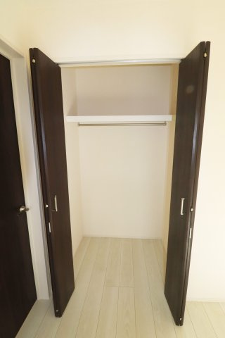 郡山市芳賀３丁目　　　１号棟　　　芳賀小学校、郡山第４中学区のバルコニー|※同社施工例