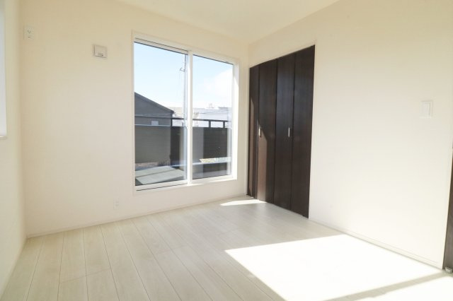 郡山市芳賀３丁目　　　１号棟　　　芳賀小学校、郡山第４中学区のバルコニー|※同社施工例