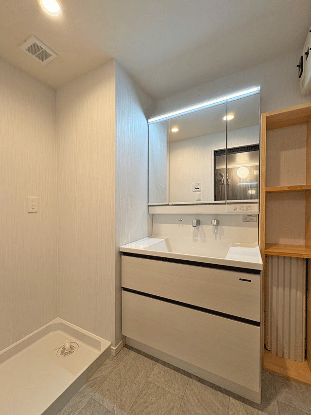 ライオンズタワー仙台長町の独立洗面台