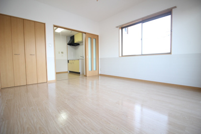 【洋室】 | ハートフル泉田