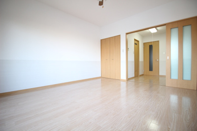 【洋室】 | ハートフル泉田