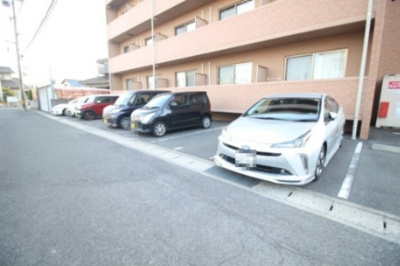 【駐車場】 | ハートフル泉田