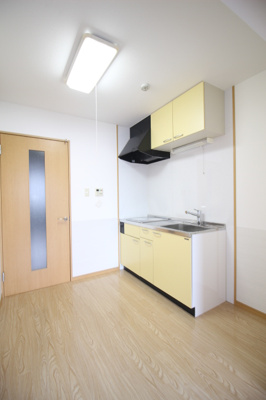 【居間・リビング】 | ハートフル泉田