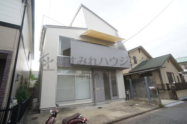 谷口邸戸建借家の外観