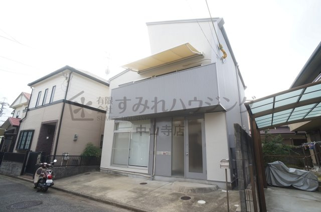 谷口邸戸建借家の外観