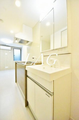 【独立洗面台】 | セレブラーレ町屋 | 独立洗面台になります。