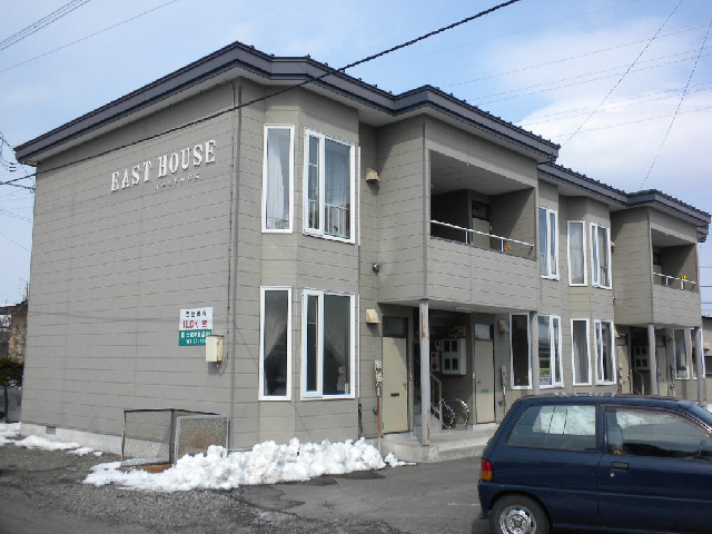 イーストハウスの外観