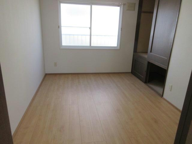 イーストハウスの居間・リビング