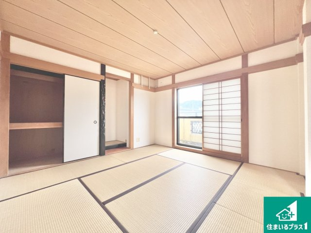 大東市泉町　中古一戸建ての和室